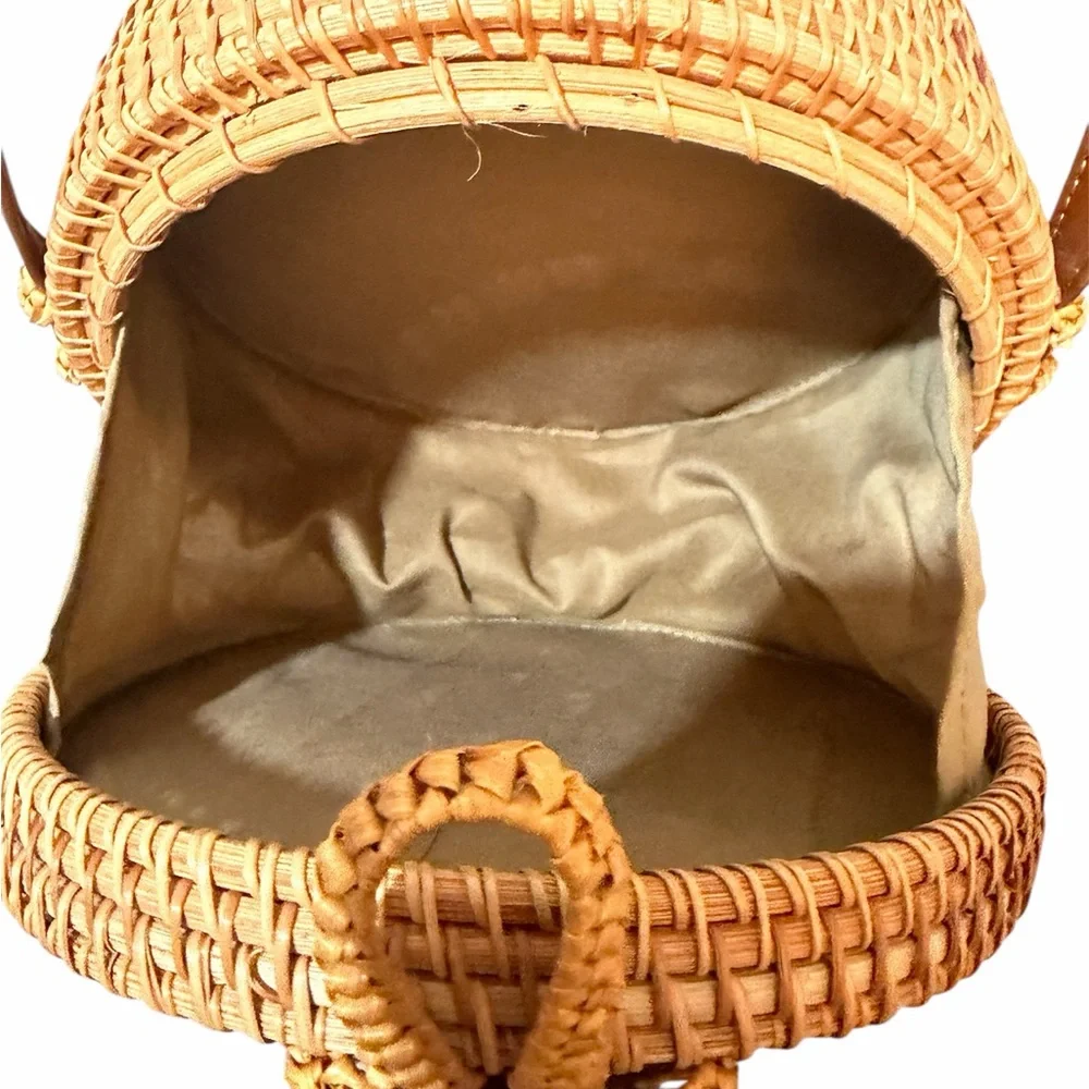 Brown Rattan Woven Crossbody Bag - Picture 7 of 7